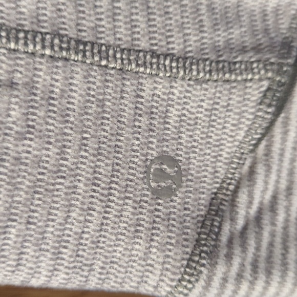 Lululemon Think Fast Pullover - Picture 3 of 4